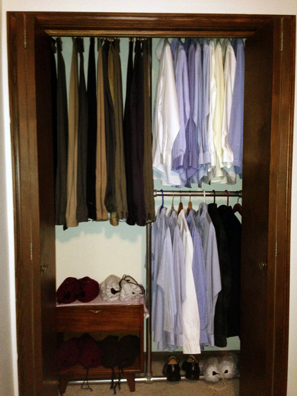将衣柜划分不同的层次 