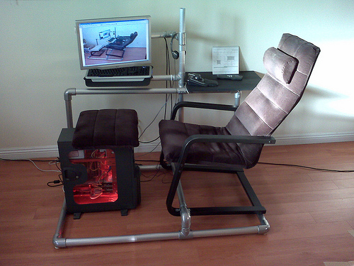 Don Sturrok设计的电脑游戏专用椅